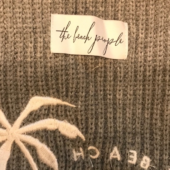 The Beach People Sweater NWOT M/L - Picture 3 of 5
